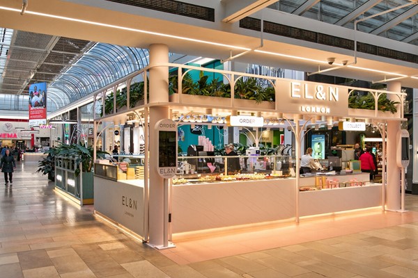 Medium property photo - Meander 389, 1181 WN Amstelveen